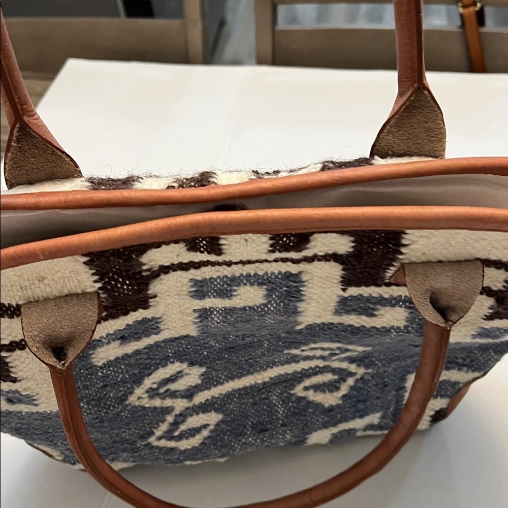 ANTHROPOLOGIE MO&CO. LEATHER & WOOL LARGE TOTE BAG - Picture 4 of 16